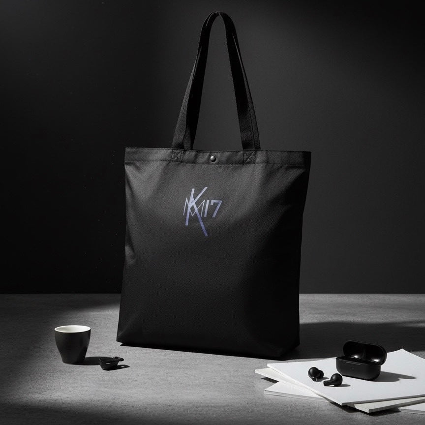 【予約商品】三嶋一輝KM17 リサイクルポリエステルトートバッグ