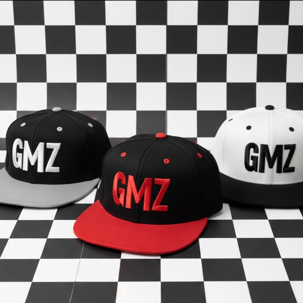 【後藤武敏コラボ】GMZ フラットバイザー スナップバックキャップ
