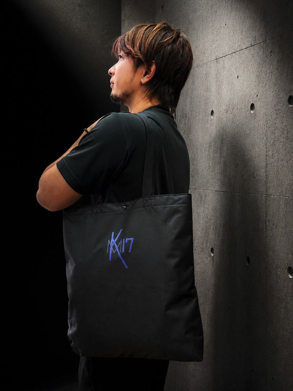 【予約商品】三嶋一輝KM17 リサイクルポリエステルトートバッグ